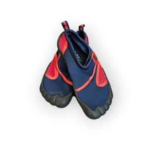 Like New Little Girl's Body Glove Water Shoes Size 1